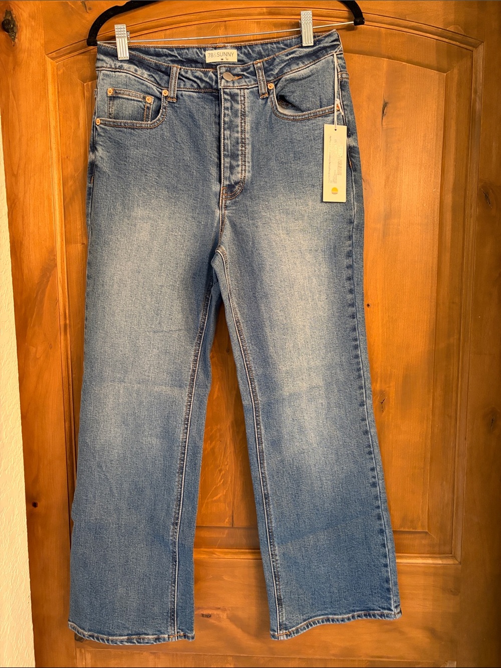 Sunny Straight-Leg Women’s Jeans in Light Blue